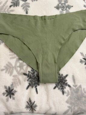 Fruit of the Loom Olive Green Seamless Bikini Briefs